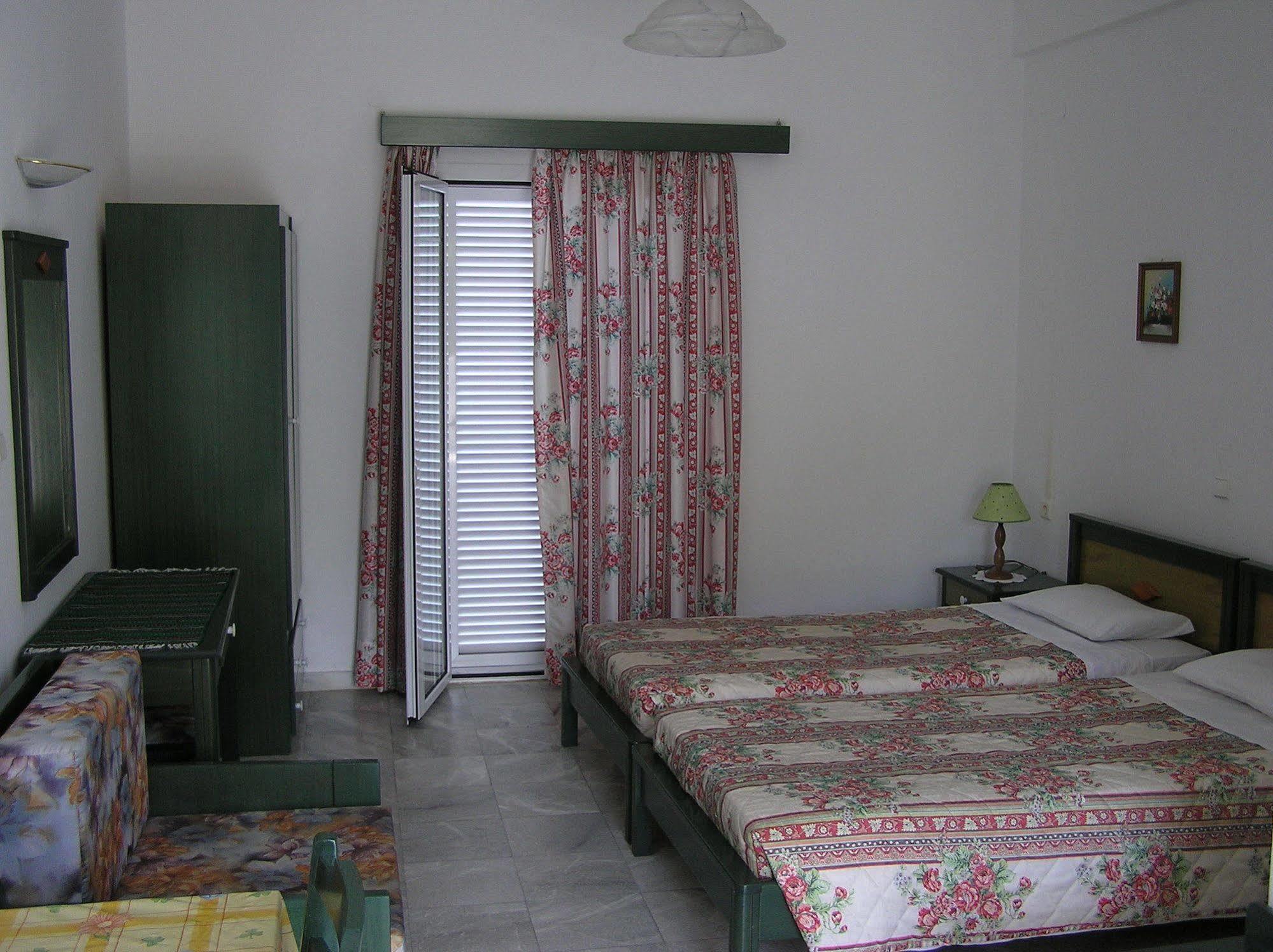 Aparthotel Knossos à Pánormos Extérieur photo